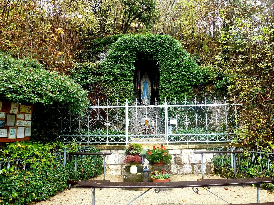 Lourdesgrotte