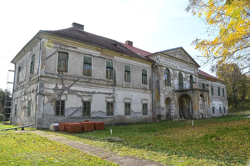 Zichy-kastély
