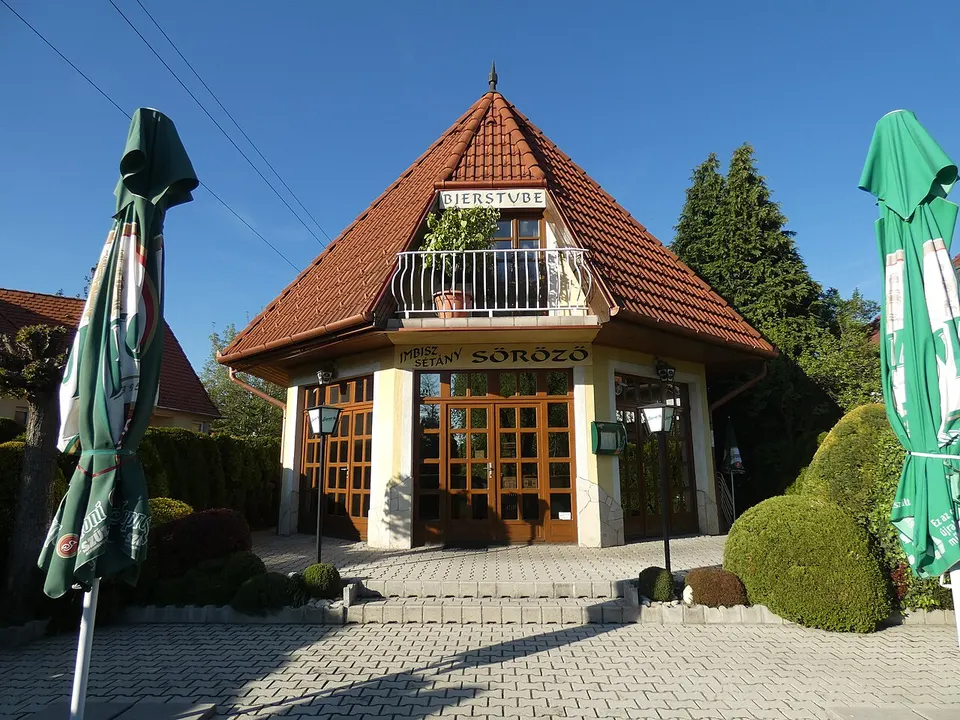 Herendi Porcelán Látogatóközpont