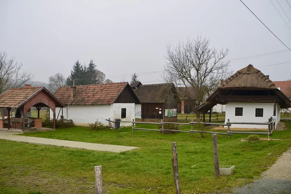 Fazekasház