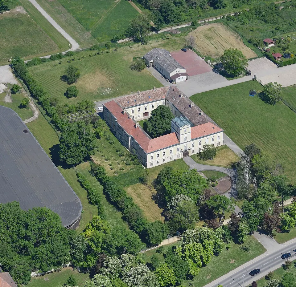 Schloss Obersiebenbrunn