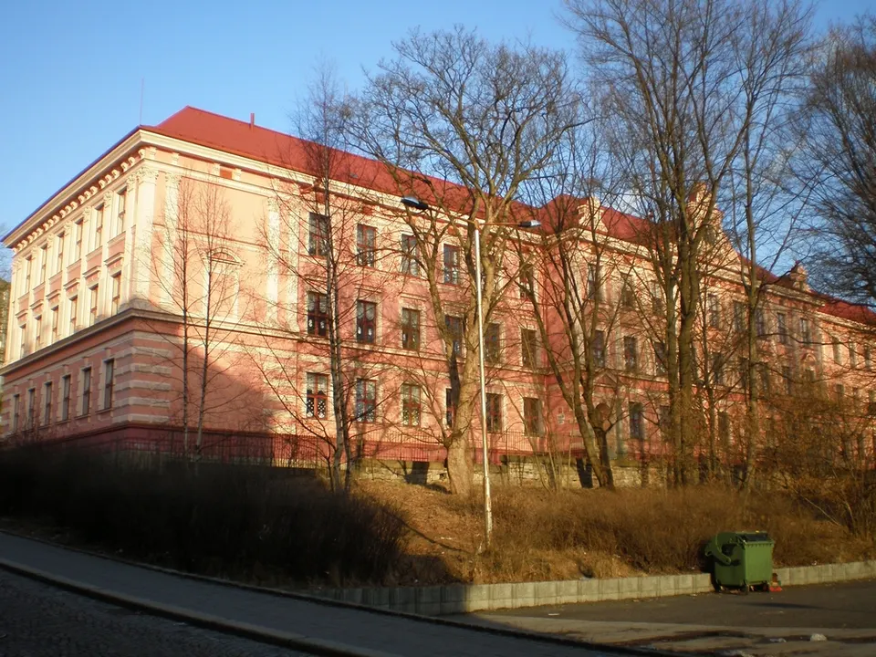 Kamenná