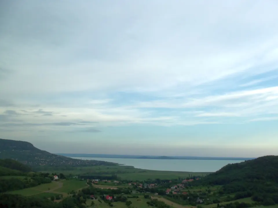 Esterházy-kastély és parkja