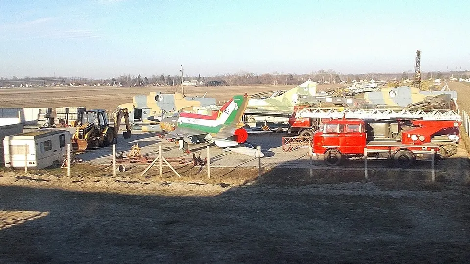 KOMO-SKY 51 BÁZIS