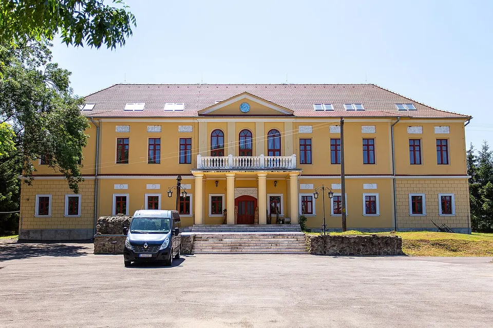 Kaštieľ Hokovce