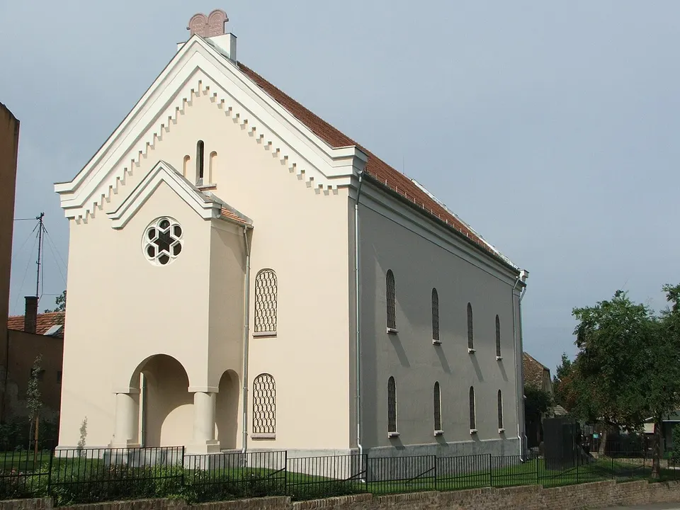 Zsinagóga Tatán