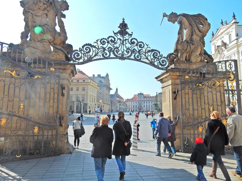 Family Fun Gate