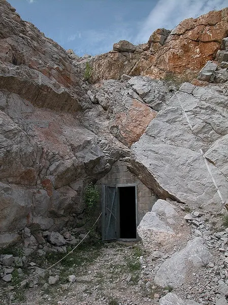 Nagyharsányi-kristálybarlang