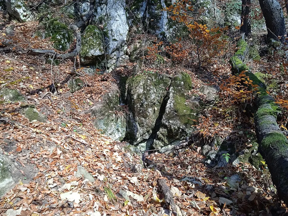 Urbán-dombi Remete-akna