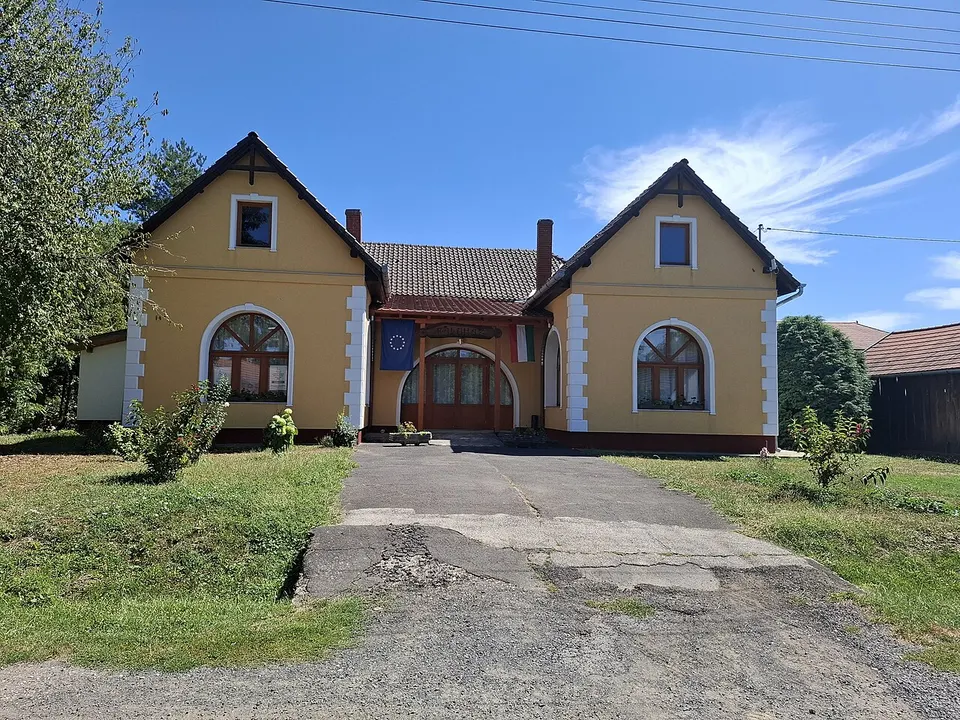Faluház