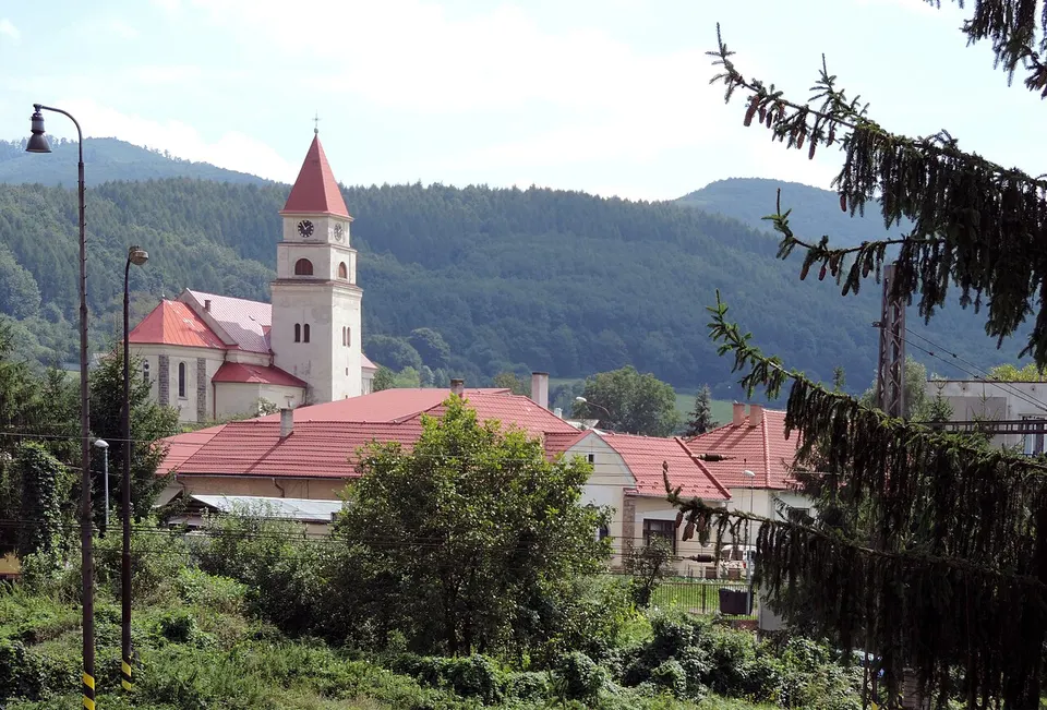Kaštieľ Ladomerská Vieska