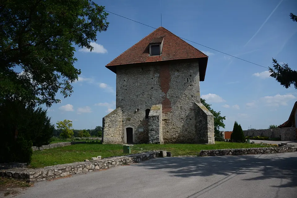 Kula-vár