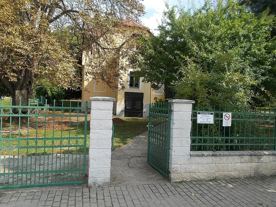 Acsády-kastély