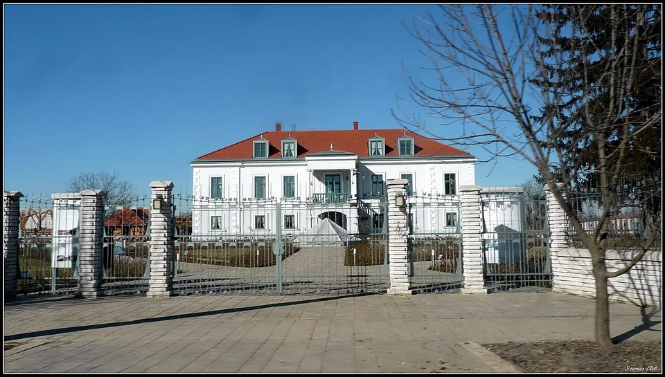 Kende-kúria