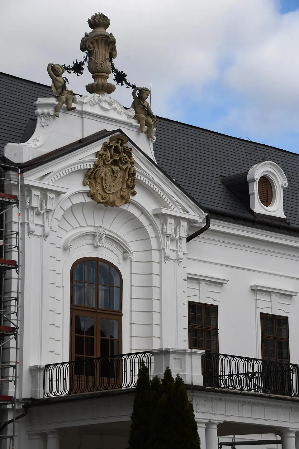 Érseki Palota