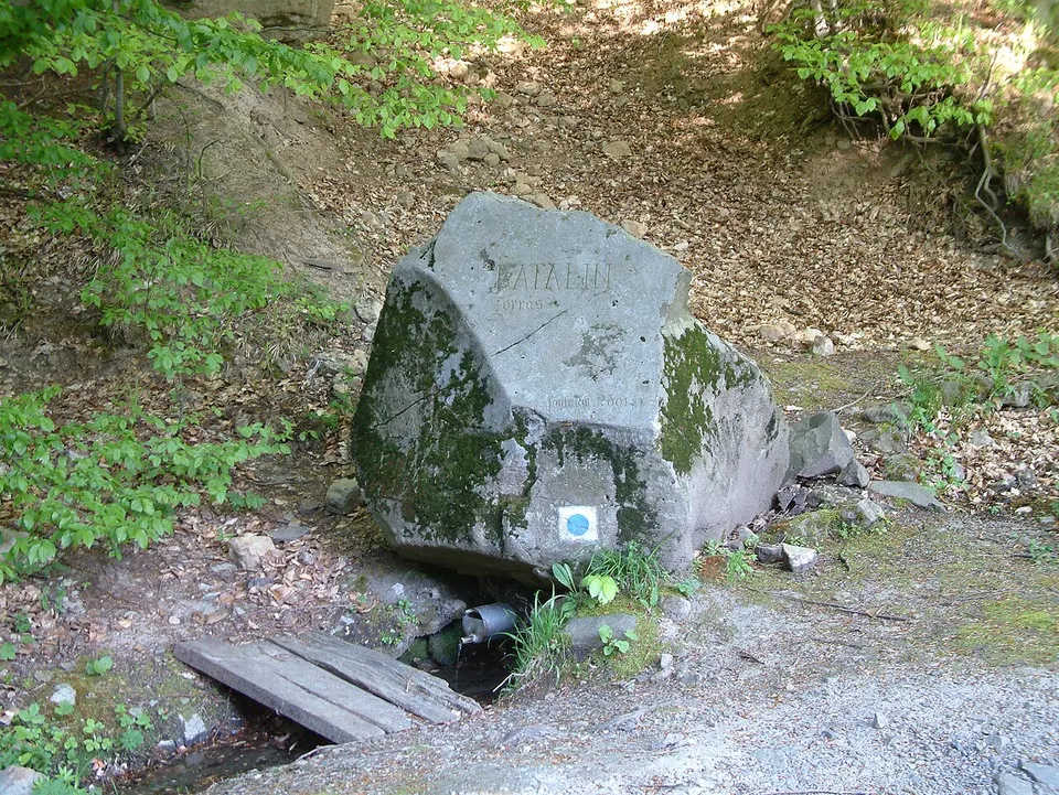 Görbe-kő kilátás