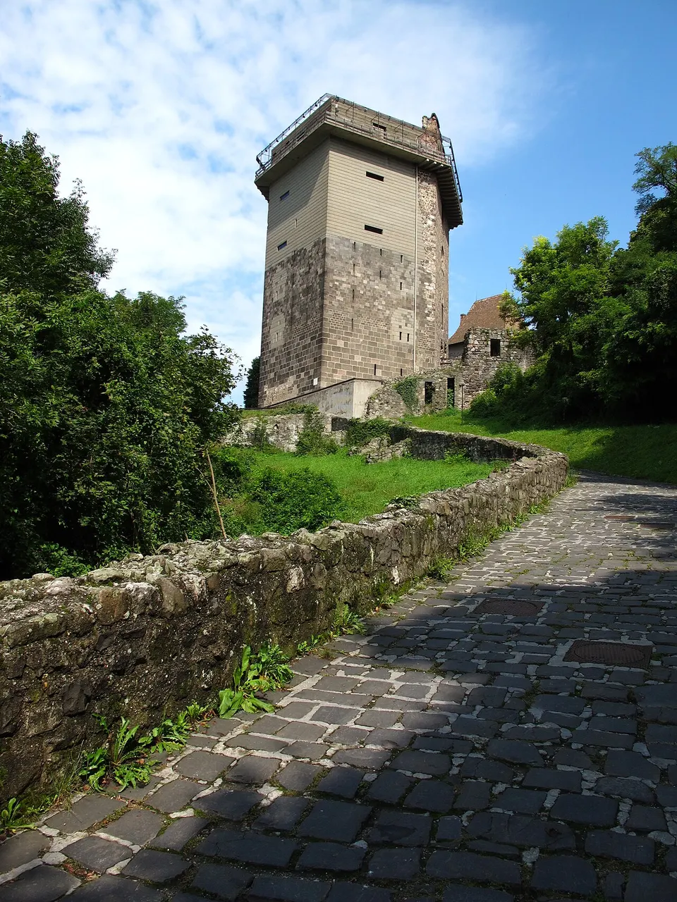 Salamon-torony
