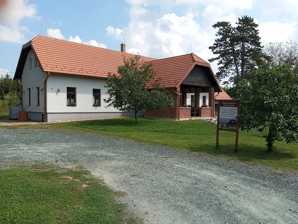 Lápok Háza