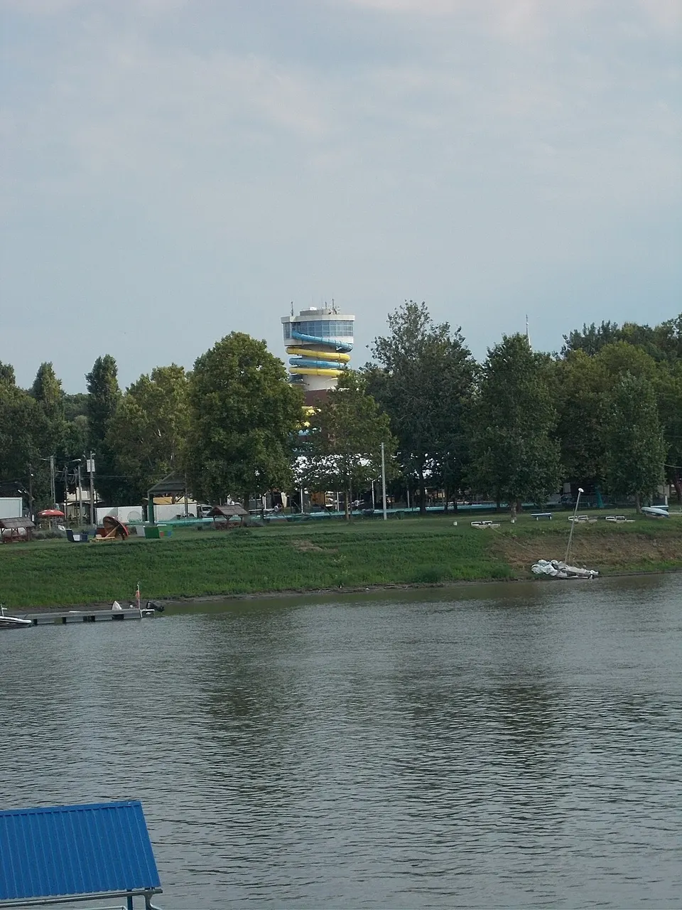 Napfényfürdő Aquapolis Szeged, Wellness-, Gyógy- és Élményfürdő